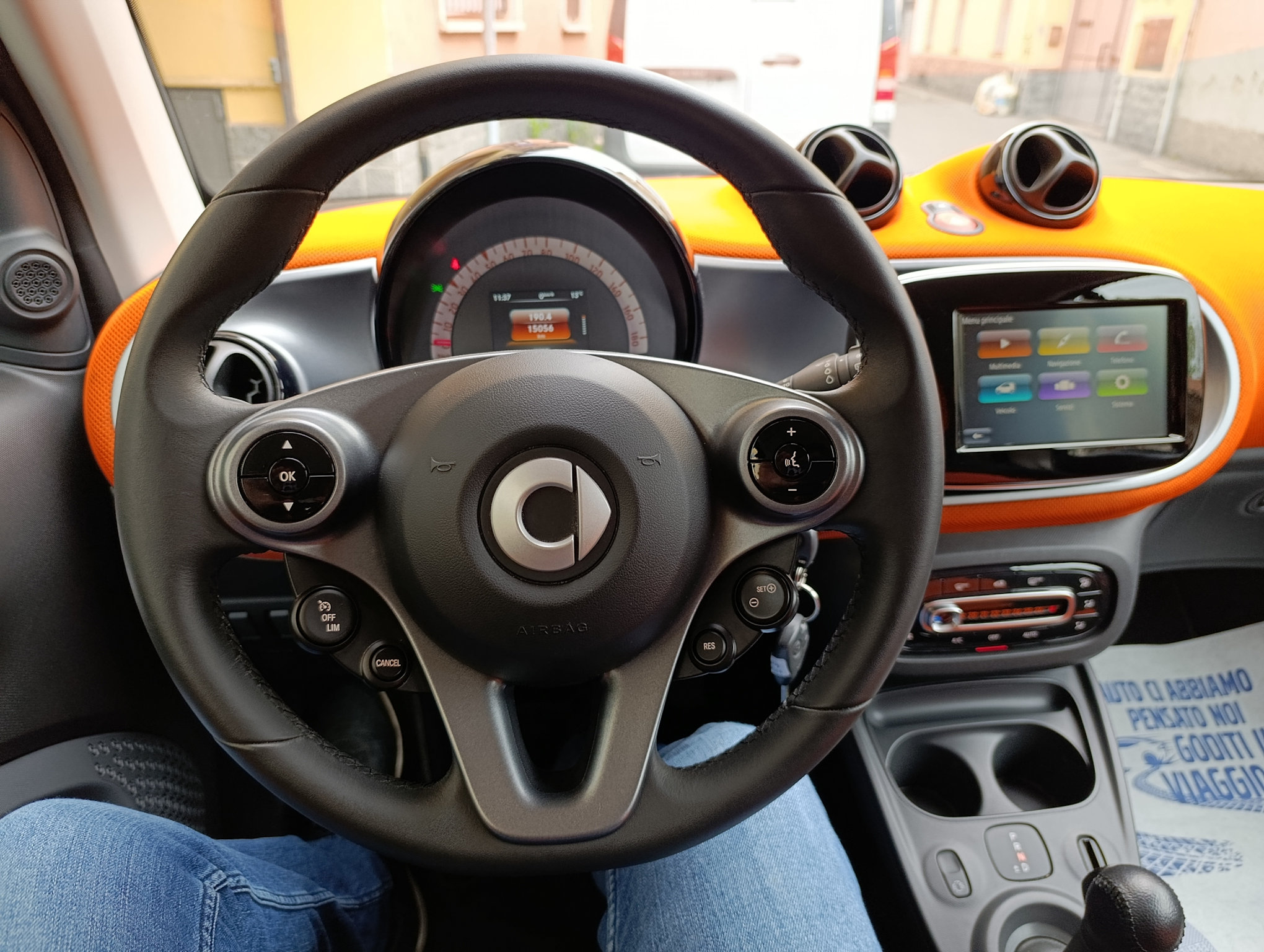 Smart Fortwo 1.0 Passion 71cv km 15.000 - immagine 3