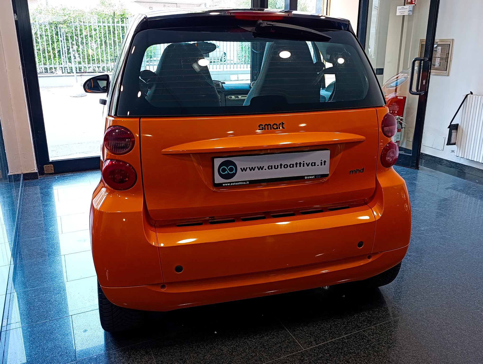 Smart Fortwo 1.0 71cv Night Orange 1 di 99 - immagine 29