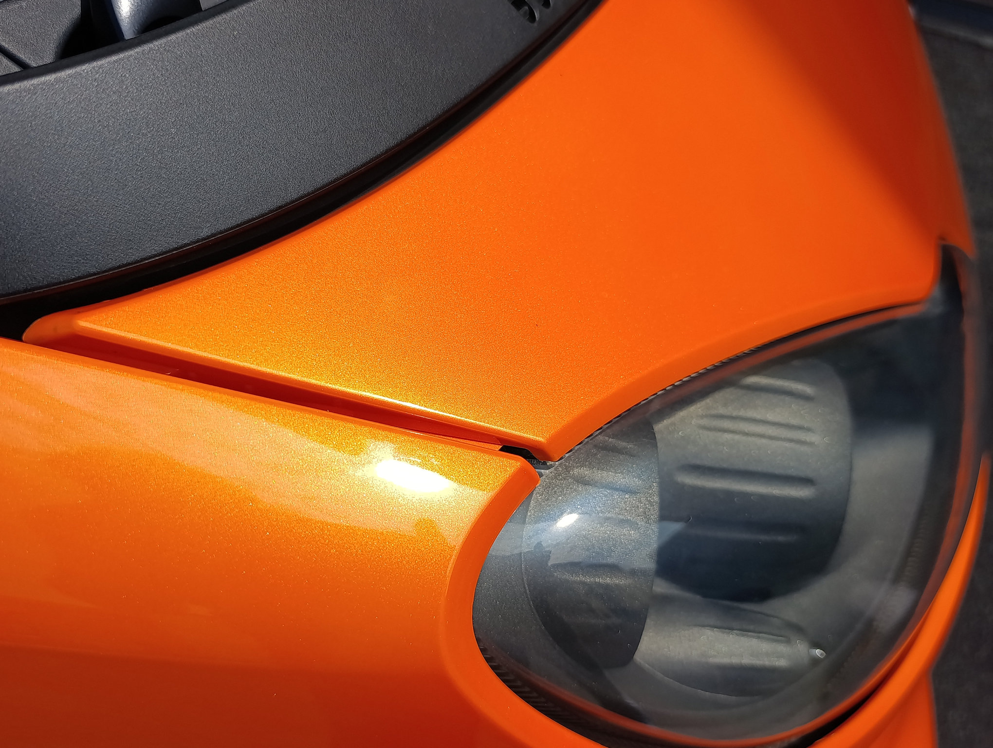 Smart Fortwo 1.0 71cv Night Orange 1 di 99 - immagine 26
