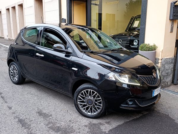Lancia Ypsilon 1.0 FireFly 69cv Hybrid Gold