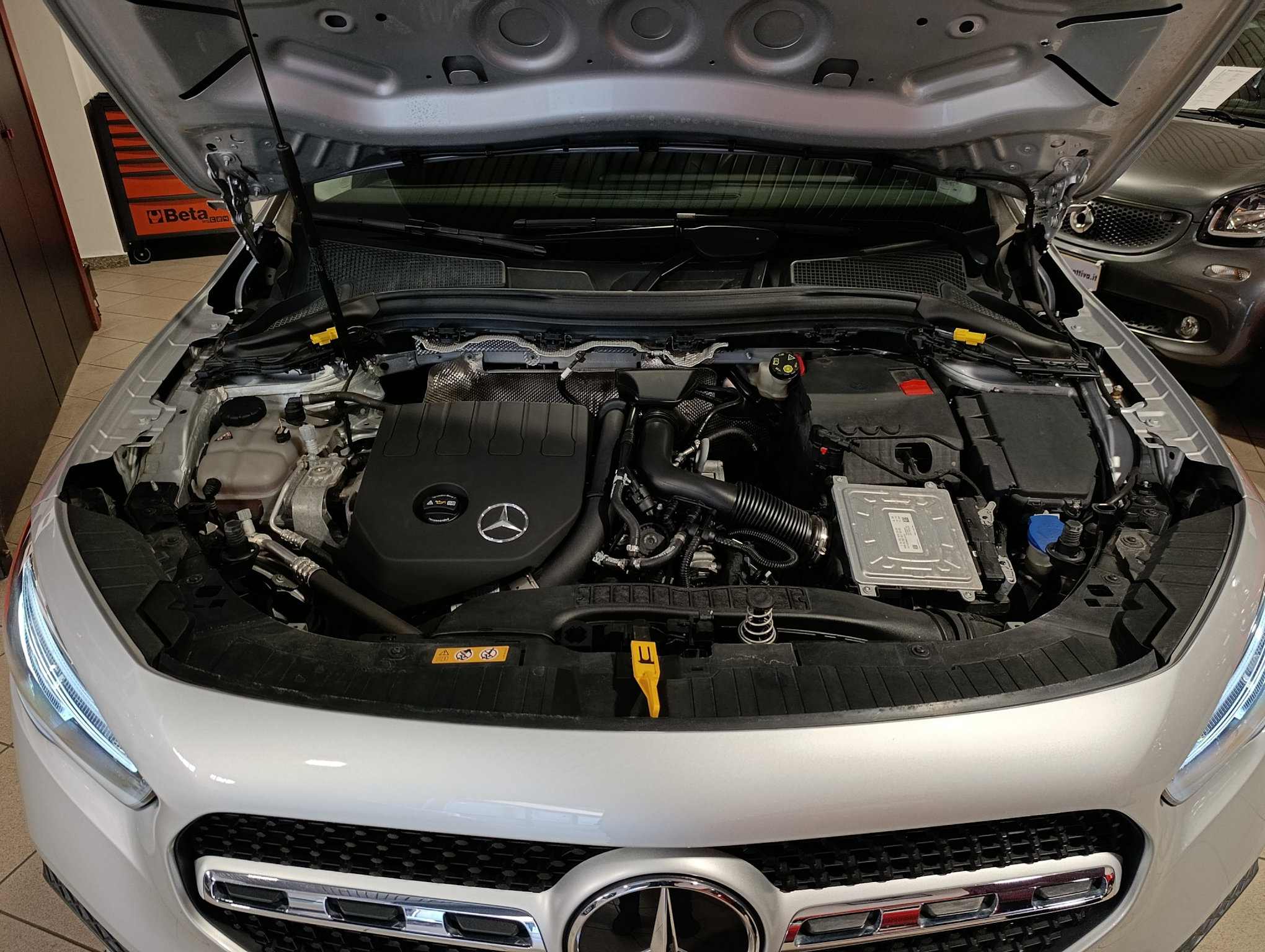Mercedes-Benz GLA 200 Sport aut. Sport Plus - immagine 20