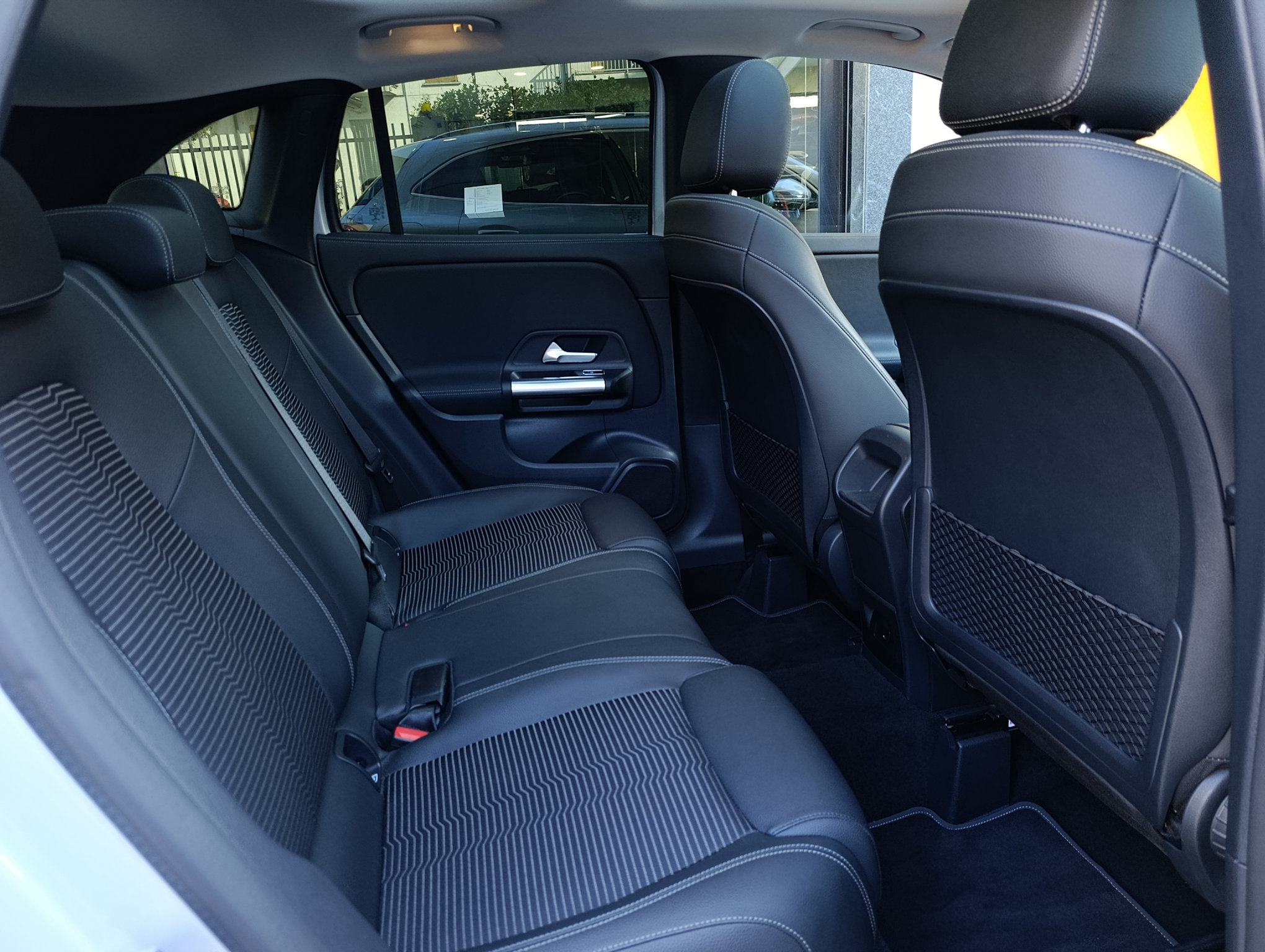 Mercedes-Benz GLA 200 Sport aut. Sport Plus - immagine 41