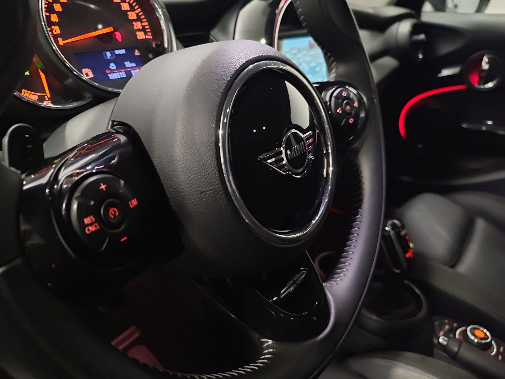 Mini Cooper SD 5p 2.0 Hype auto Pack Works 170cv - immagine 6