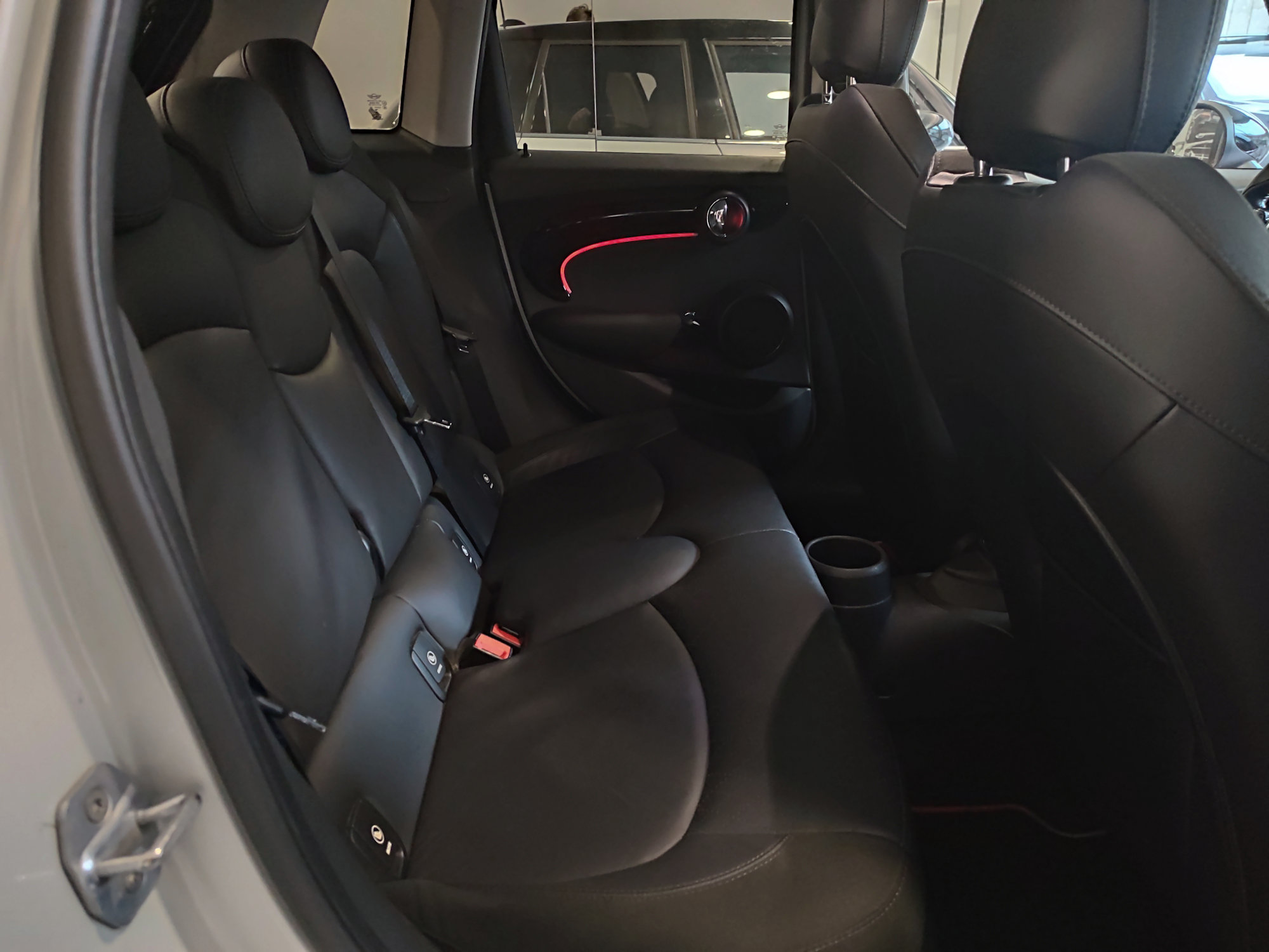 Mini Cooper SD 5p 2.0 Hype auto Pack Works 170cv - immagine 21