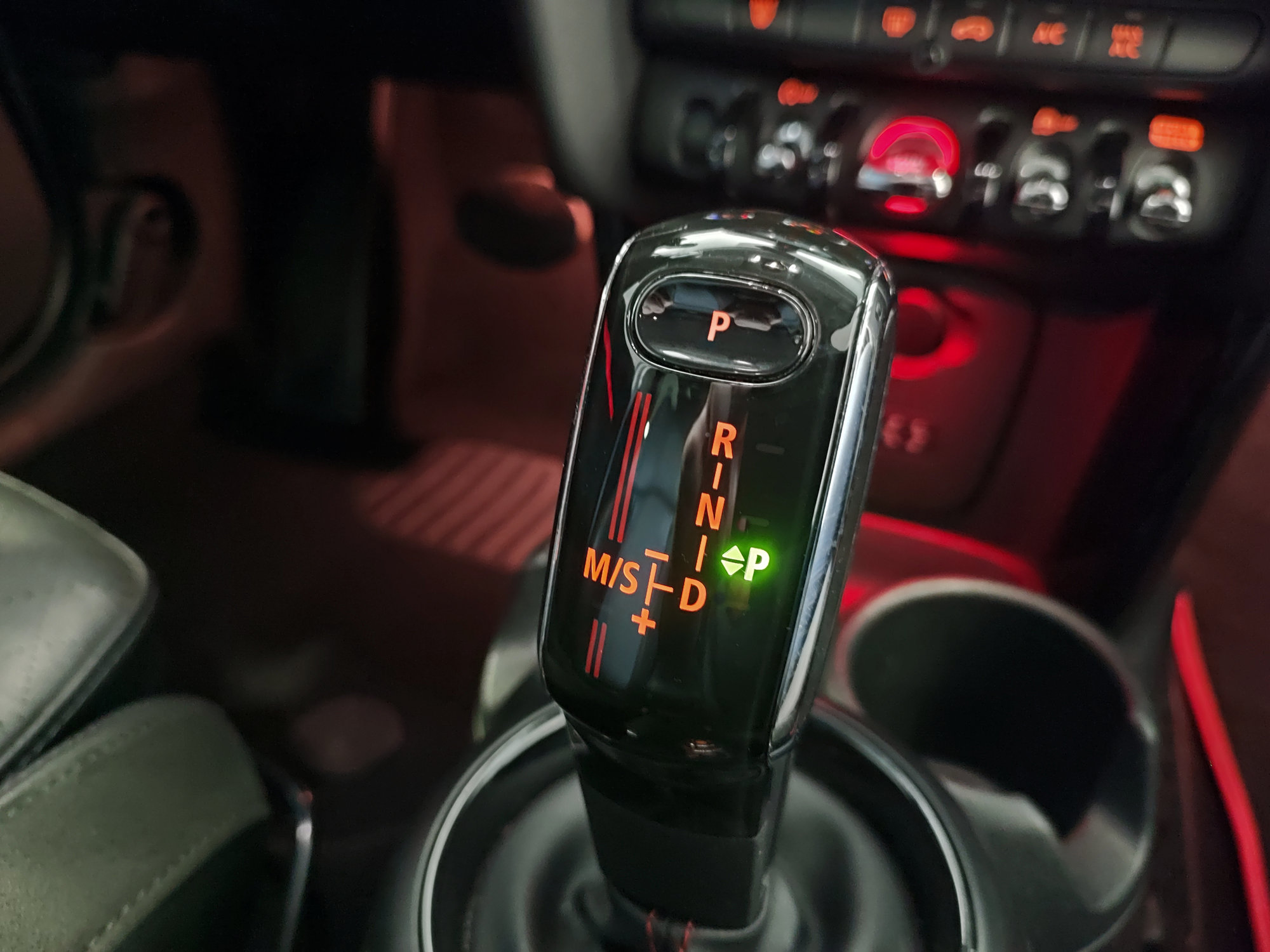 Mini Cooper SD 5p 2.0 Hype auto Pack Works 170cv - immagine 22