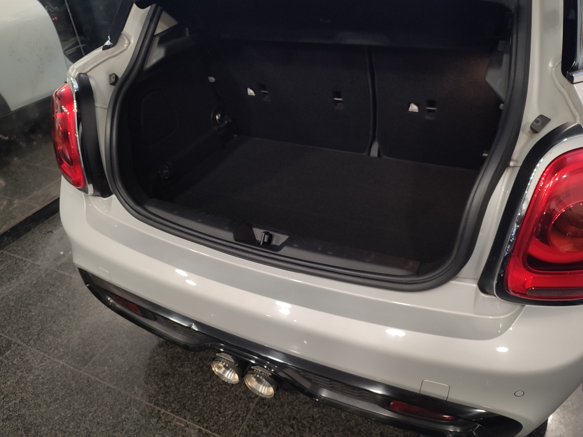 Mini Cooper SD 5p 2.0 Hype auto Pack Works 170cv - immagine 28