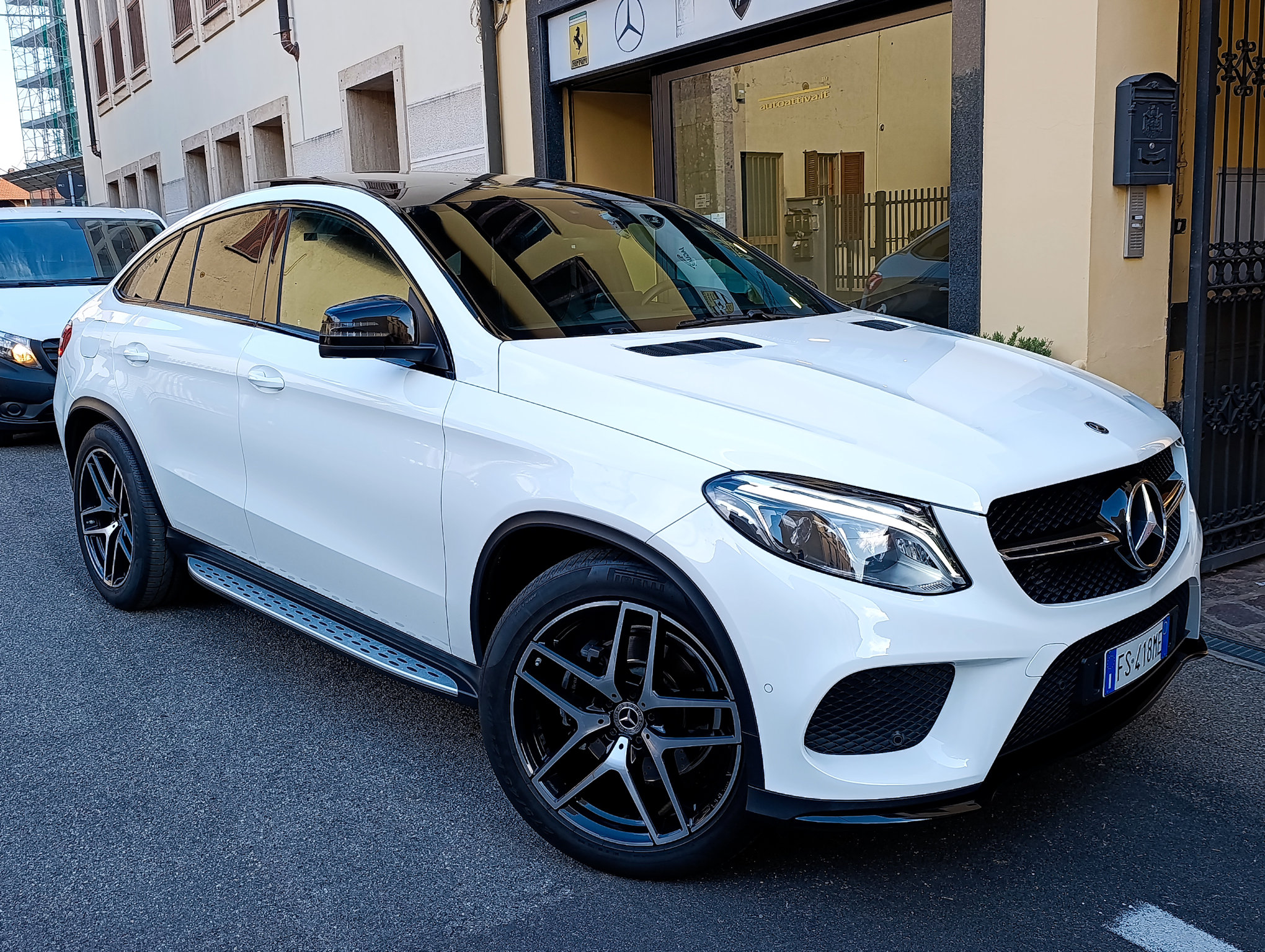 Mercedes-Benz GLE 350d 4matic Premium Plus AMG