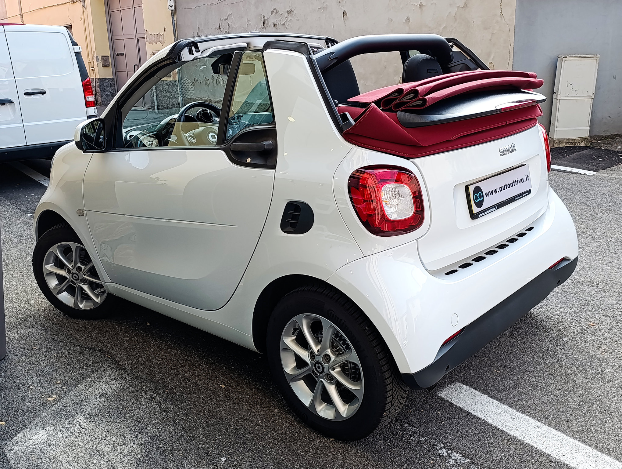 Smart Fortwo 1.0 71cv Cabrio Capote Rossa - immagine 25