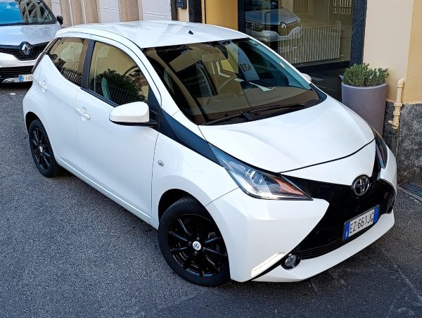 Toyota Aygo 1.0 69cv 5 porte Navi Full