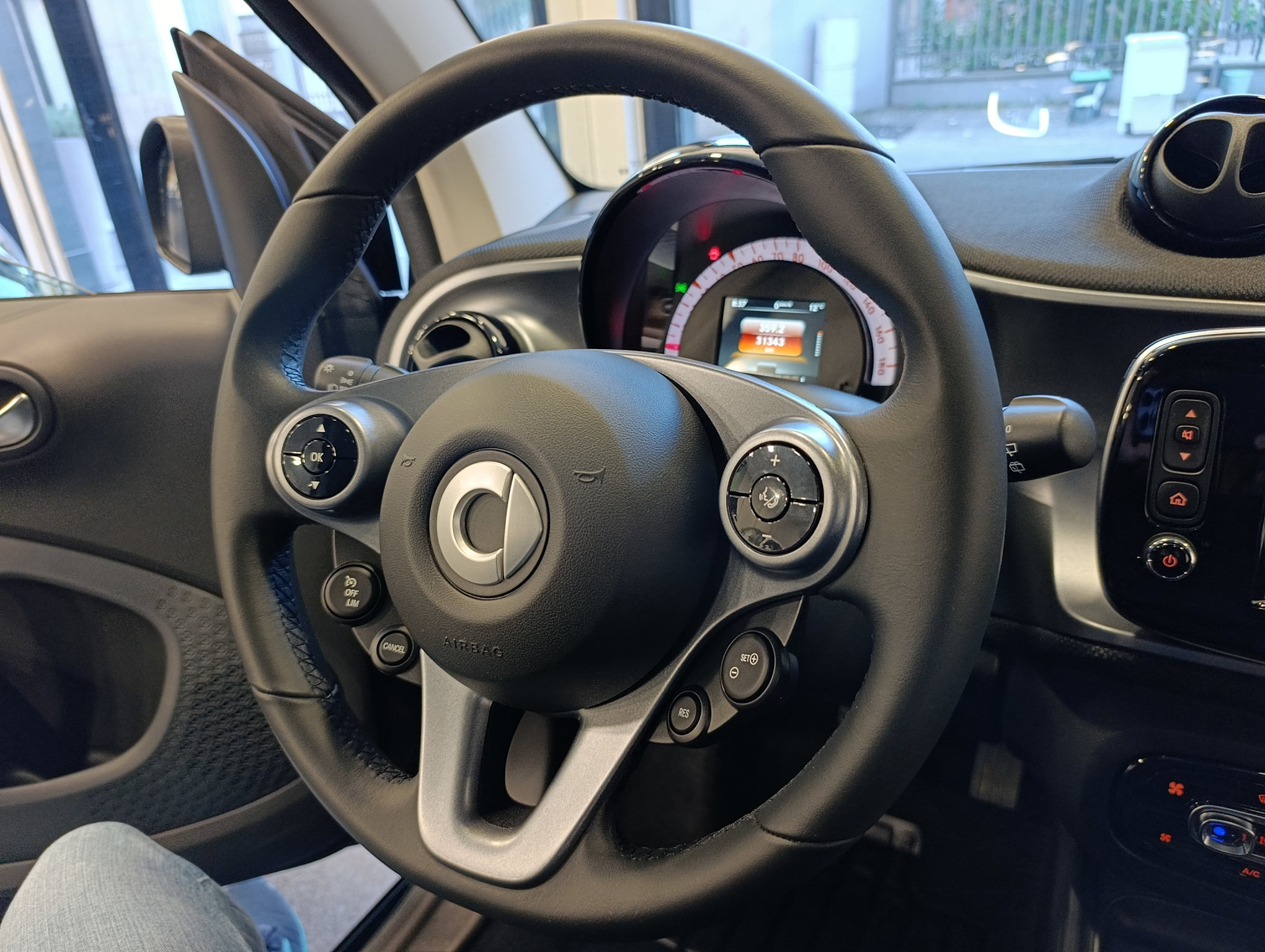 Smart Fortwo 0.9 turbo 90cv Passion - immagine 14