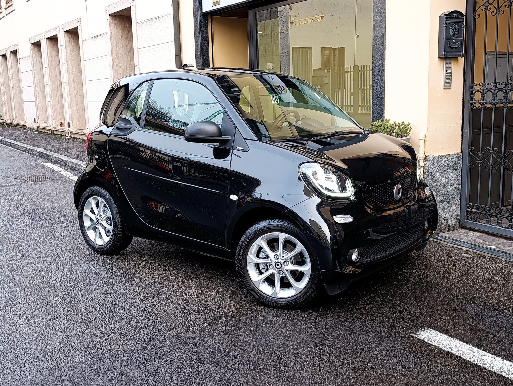 Smart Fortwo 1.0 Passion 71cv twinamic ultima del '19 - immagine 11