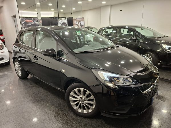 Opel Corsa 1.4 Innovation 5 porte automatica