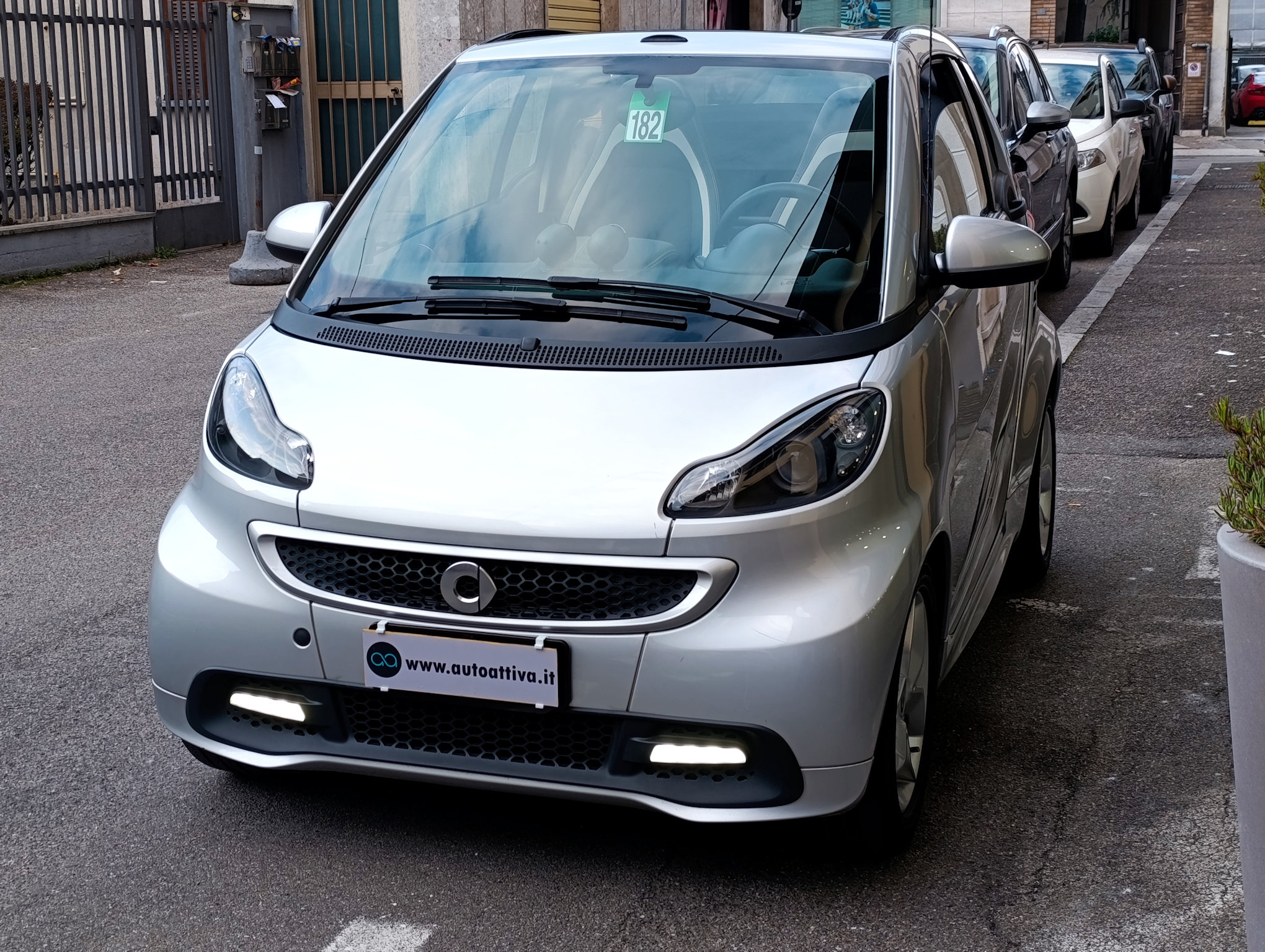 Smart Fortwo Cabrio 1.0 71cv City Beam edizione 1/100 - immagine 11