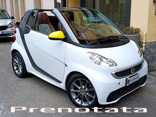 Smart Fortwo Cabrio 1.0 BoConcept mhd 71cv - 1 esemplare di 10