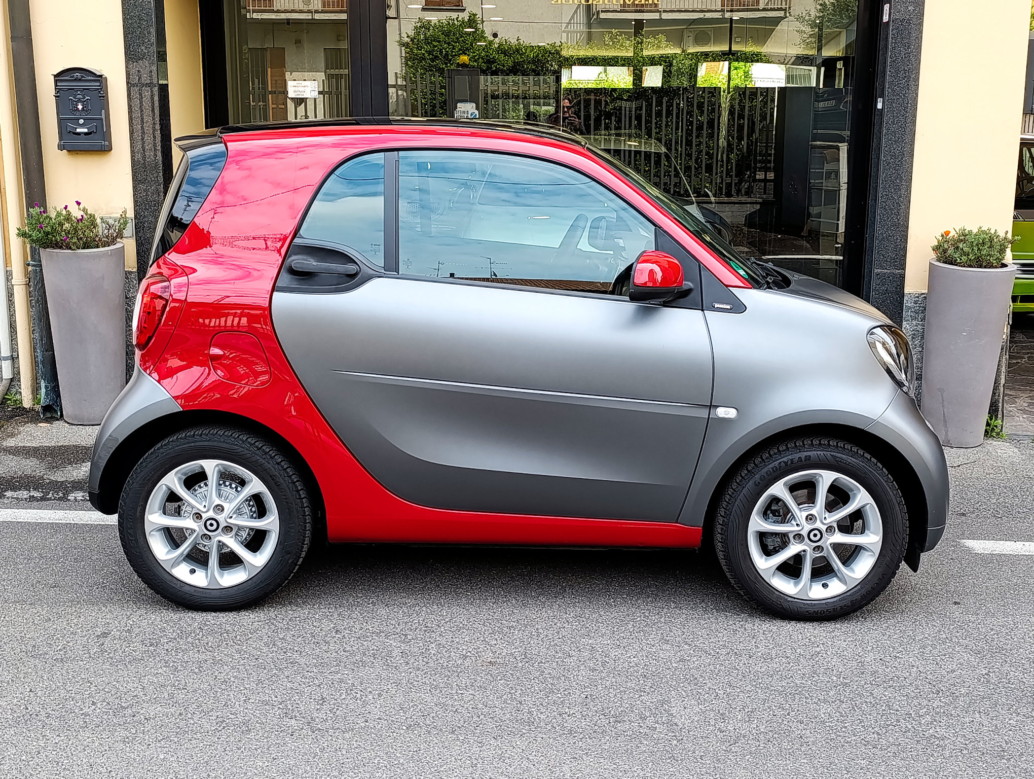 Smart Fortwo 1.0 71cv Passion aut. 2019 - immagine 2