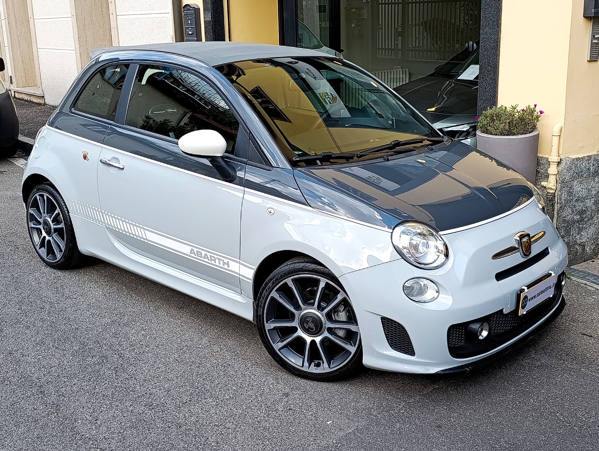 Abarth 500 t-jet Cabriolet 1.4 T jet Bicolor
