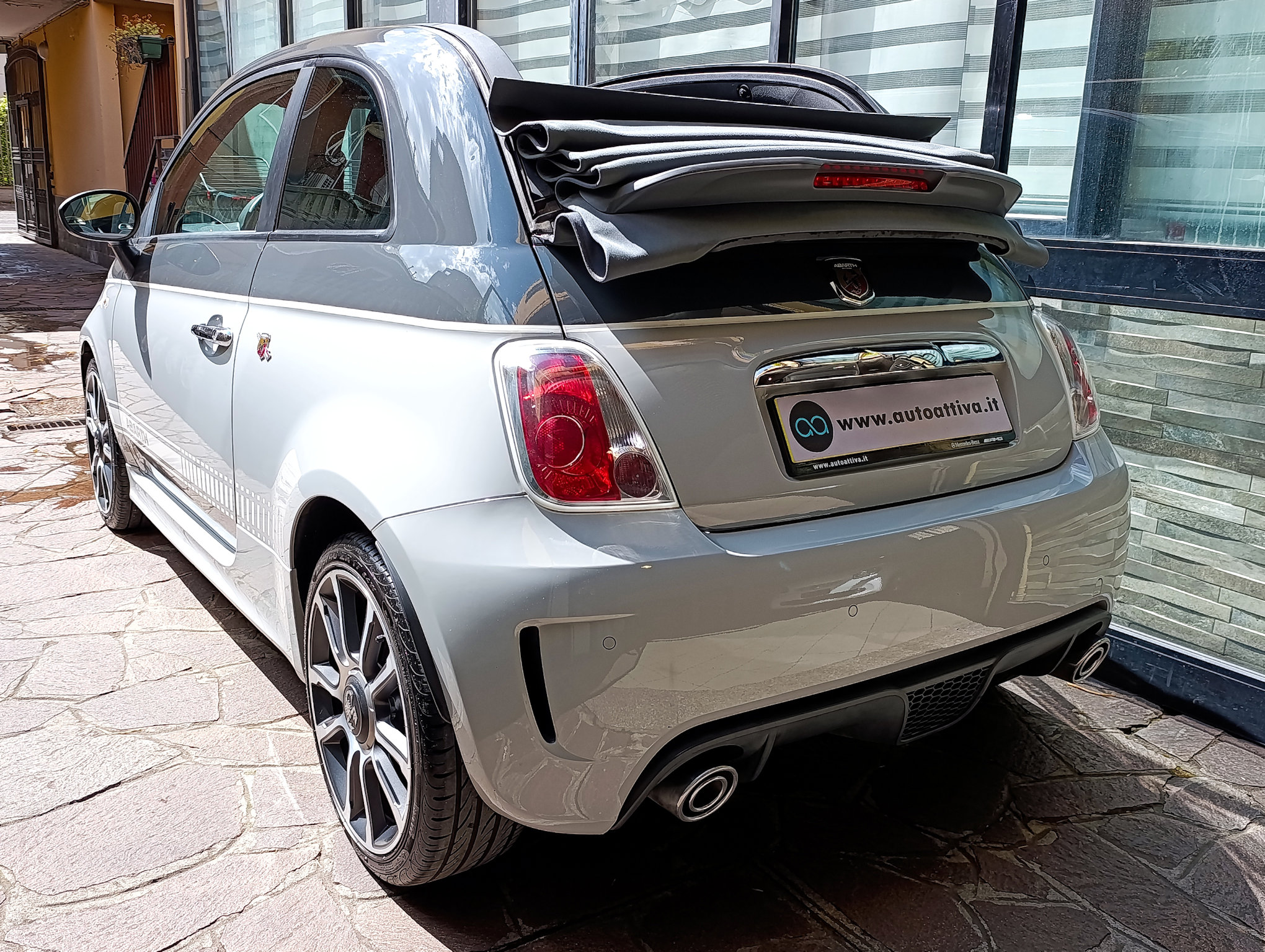 Abarth 500 t-jet Cabriolet 1.4 T jet Bicolor - immagine 27