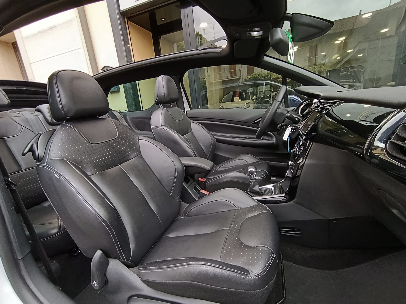Ds Automobile DS3 1.6 120 Cv Cabriolet Limited Edition - immagine 21