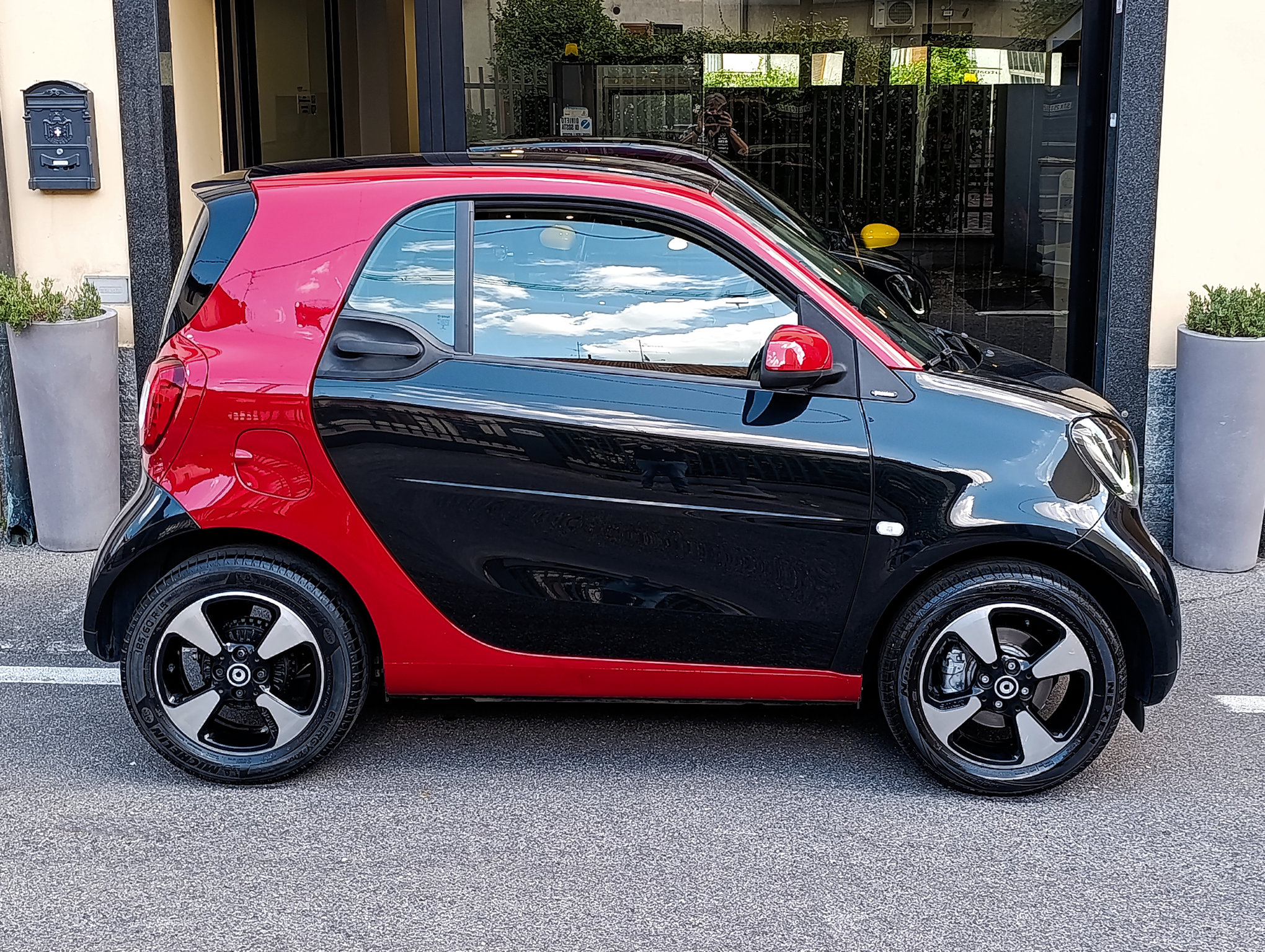 Smart Fortwo 1.0 71cv Passion Aut. km 38.784 - immagine 2