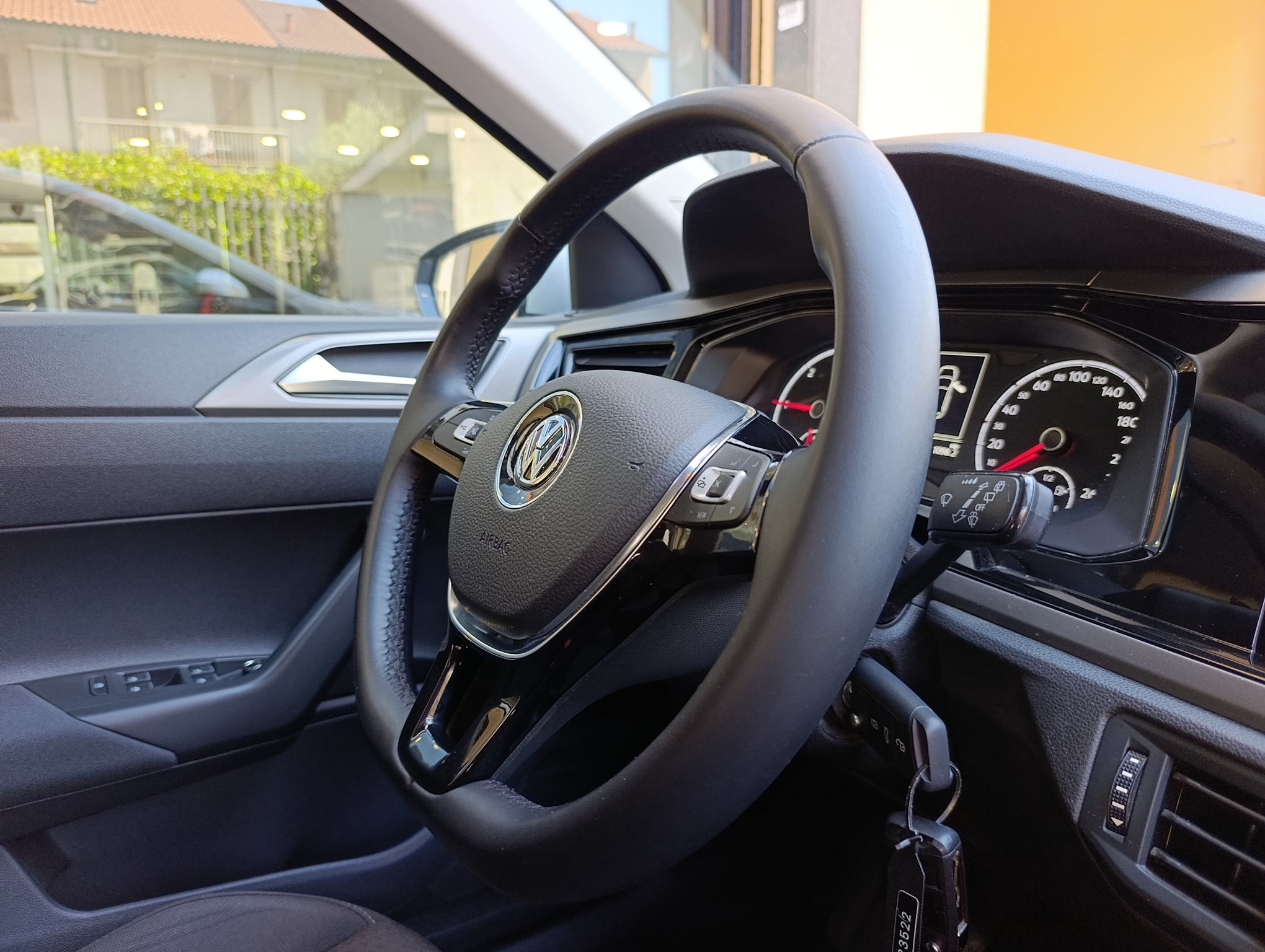 Volkswagen Polo 1.6 TDI 80cv 5 porte bluemotion tech - immagine 27