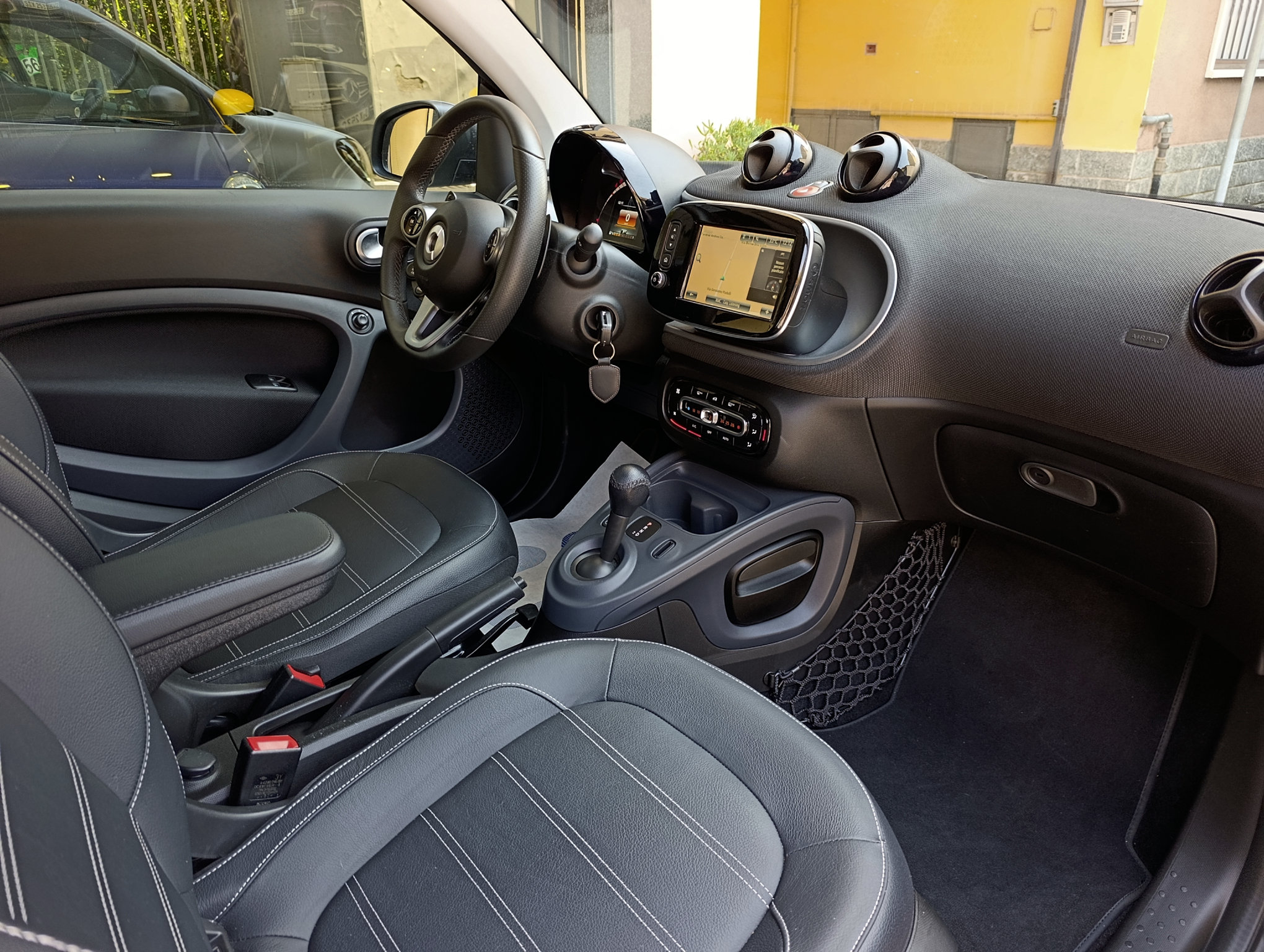 Smart Fortwo 0.9 90 cv Turbo Prime Pack Sport Brabus - immagine 11