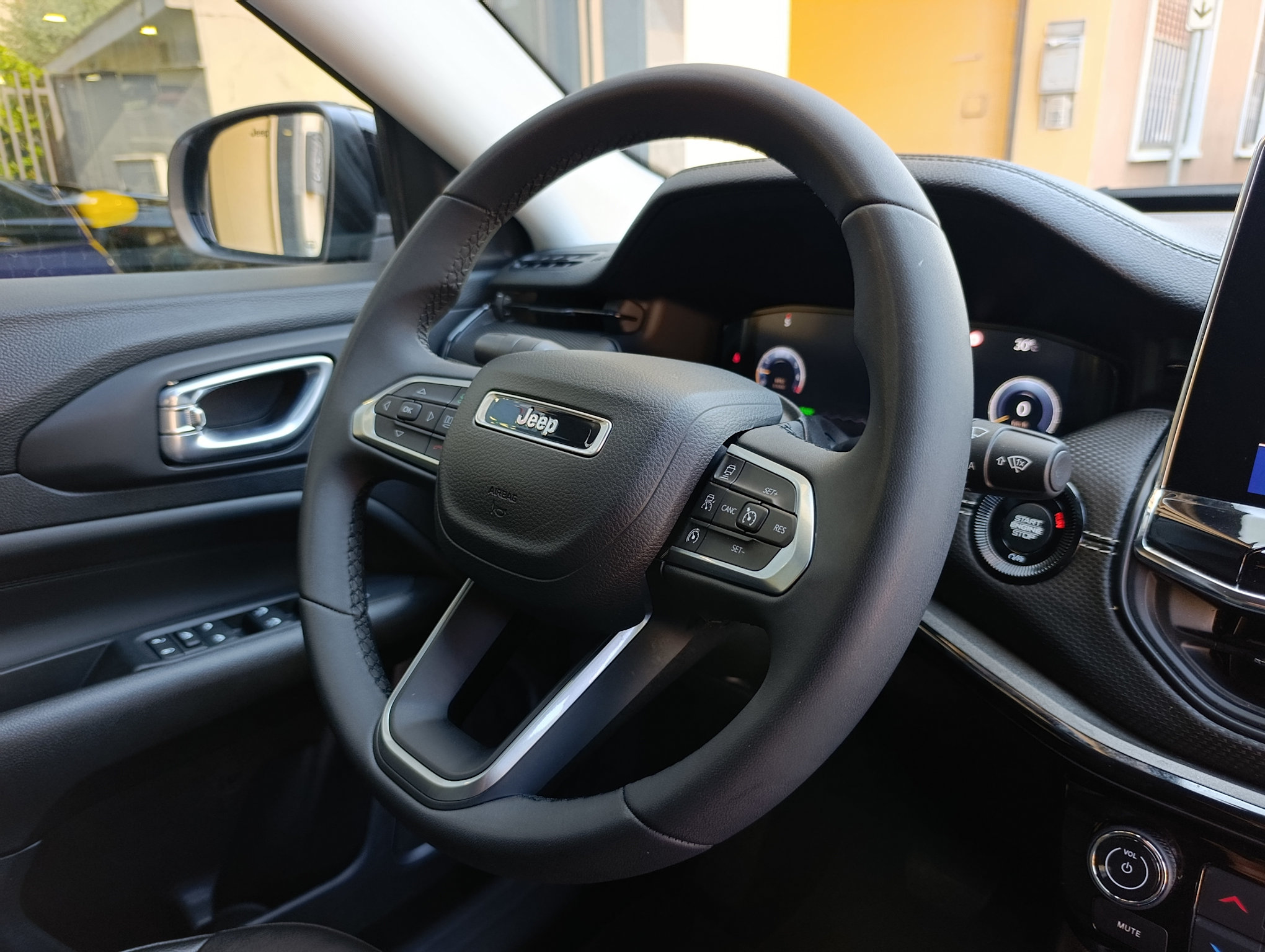 Jeep Compass 1.5 turbo t4 mhev Night Eagle 2wd 130cv - immagine 29