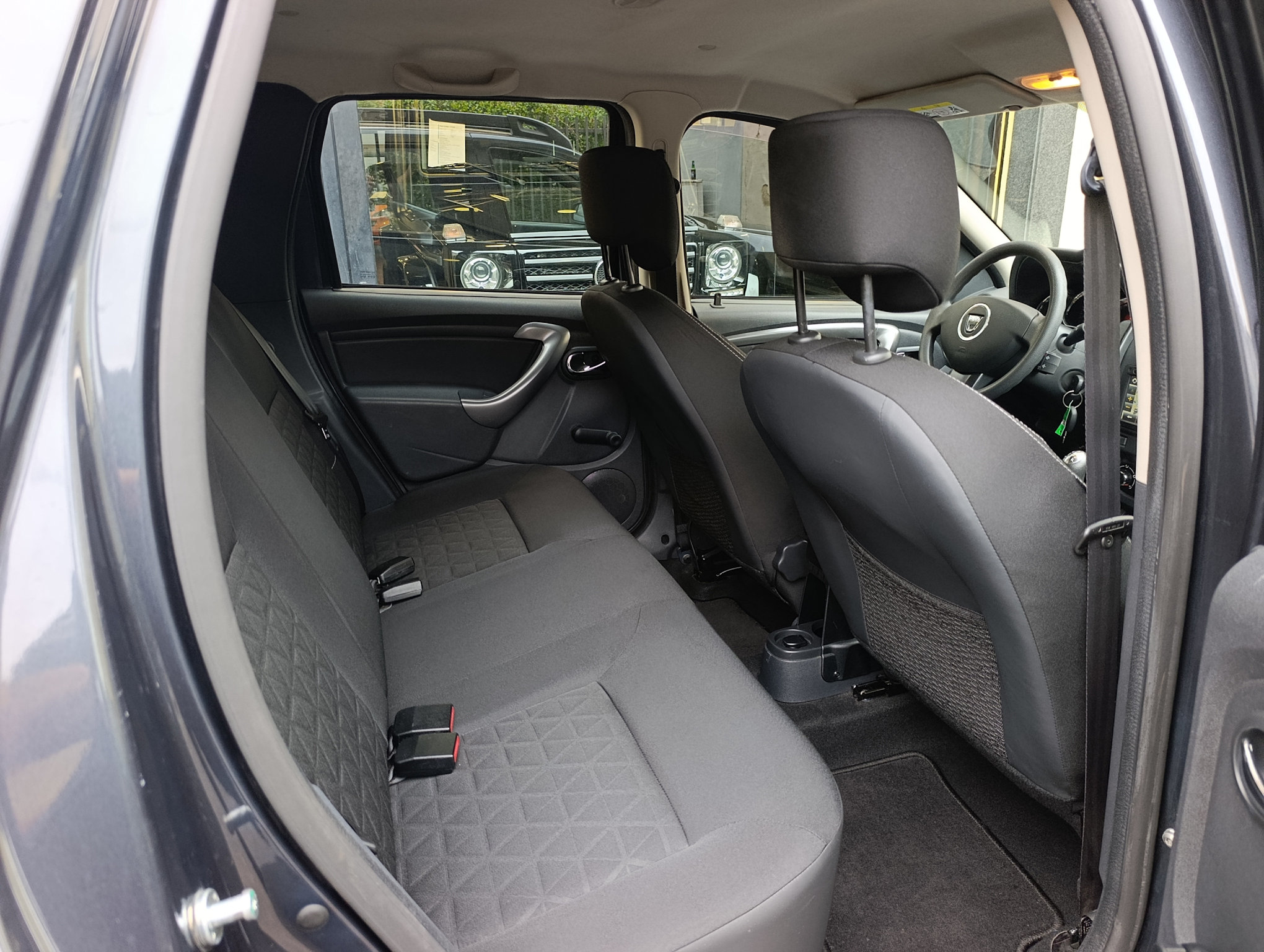 Dacia Duster 1.6 105cv Ambiance Navi/Clima - immagine 19