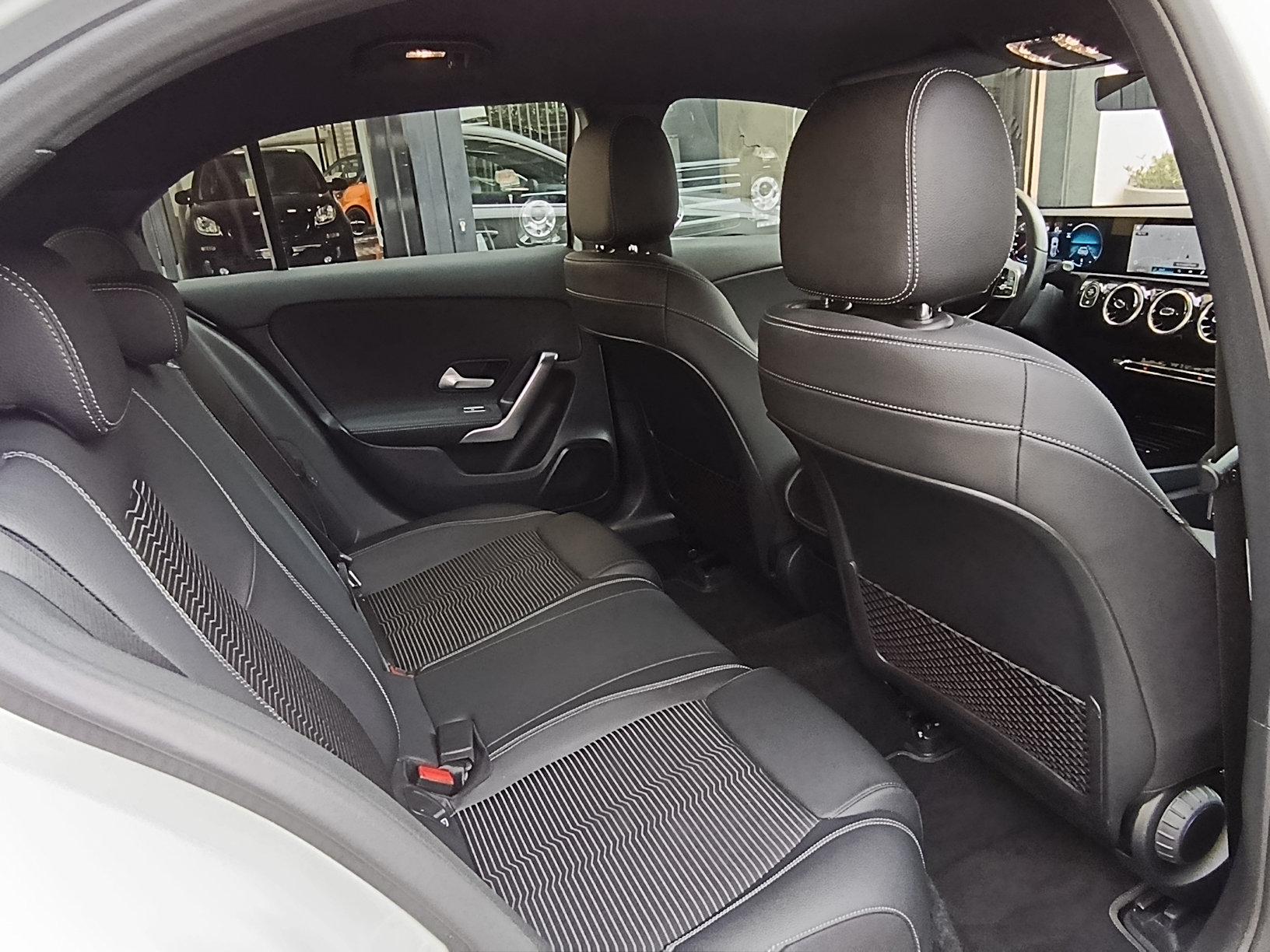 Mercedes-Benz Classe A 180 Sport 136cv automatica - immagine 16
