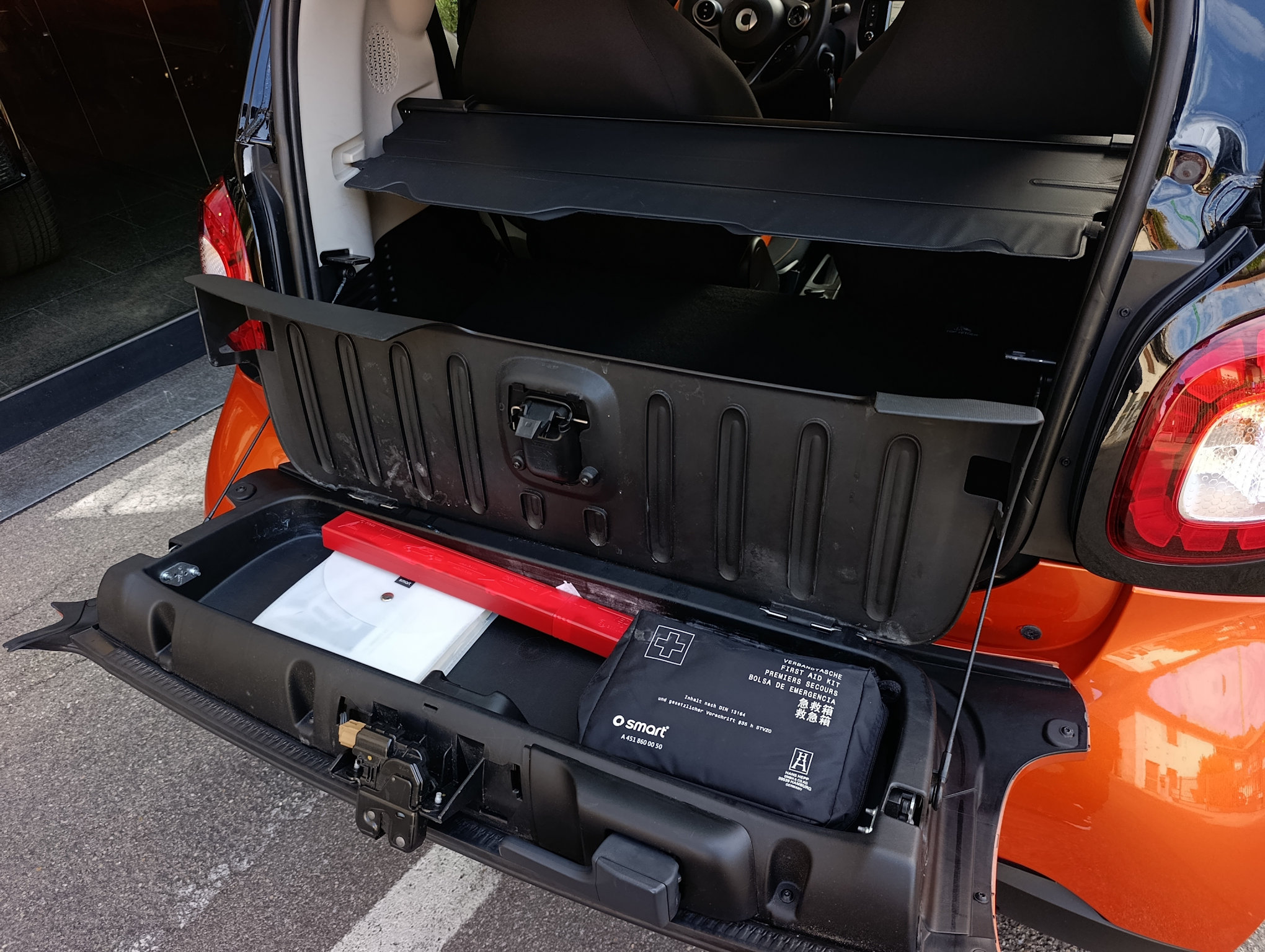 Smart Fortwo 1.0 Passion 71cv Orange automatica - immagine 3
