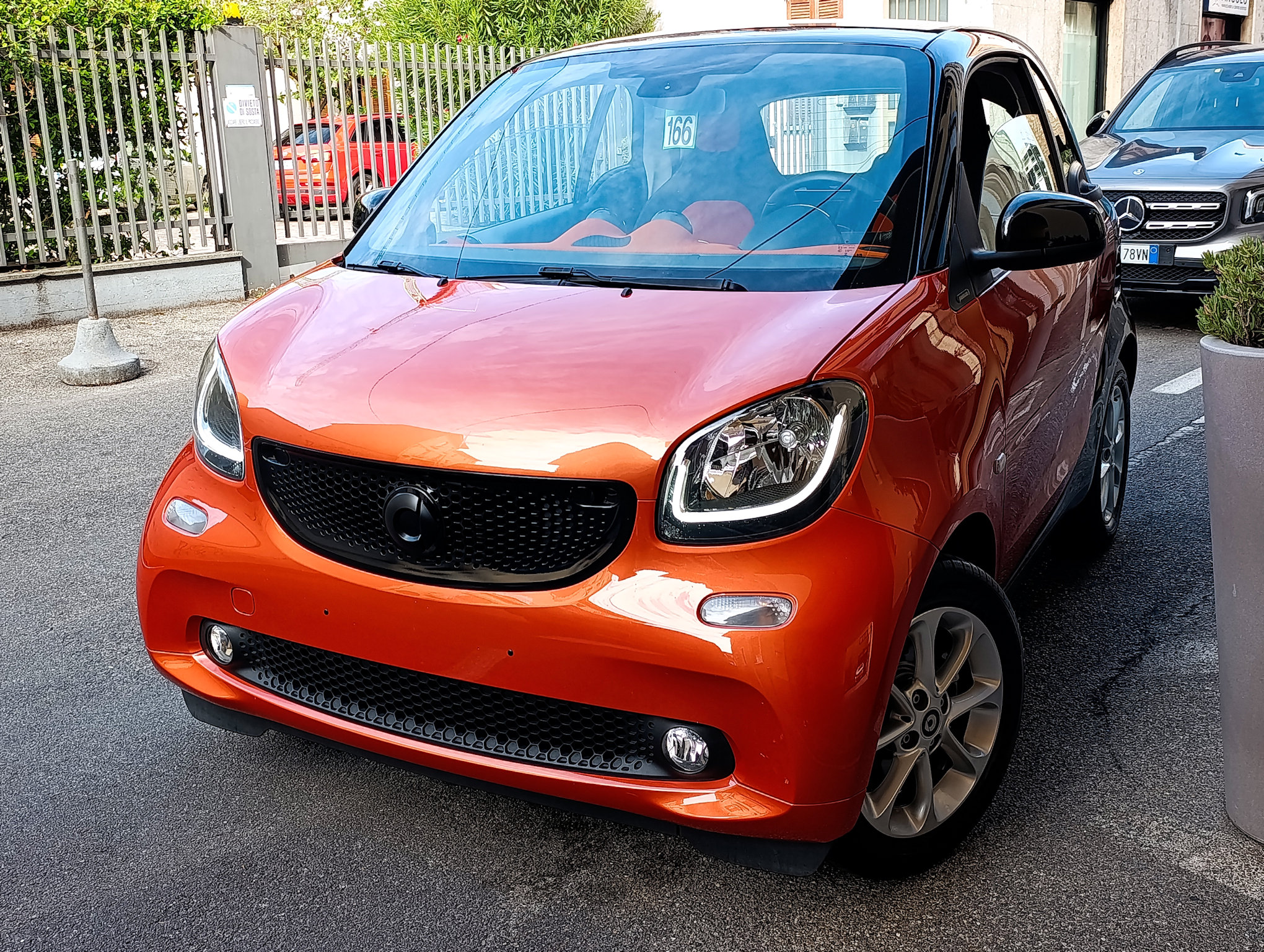 Smart Fortwo 1.0 Passion 71cv Orange automatica - immagine 6