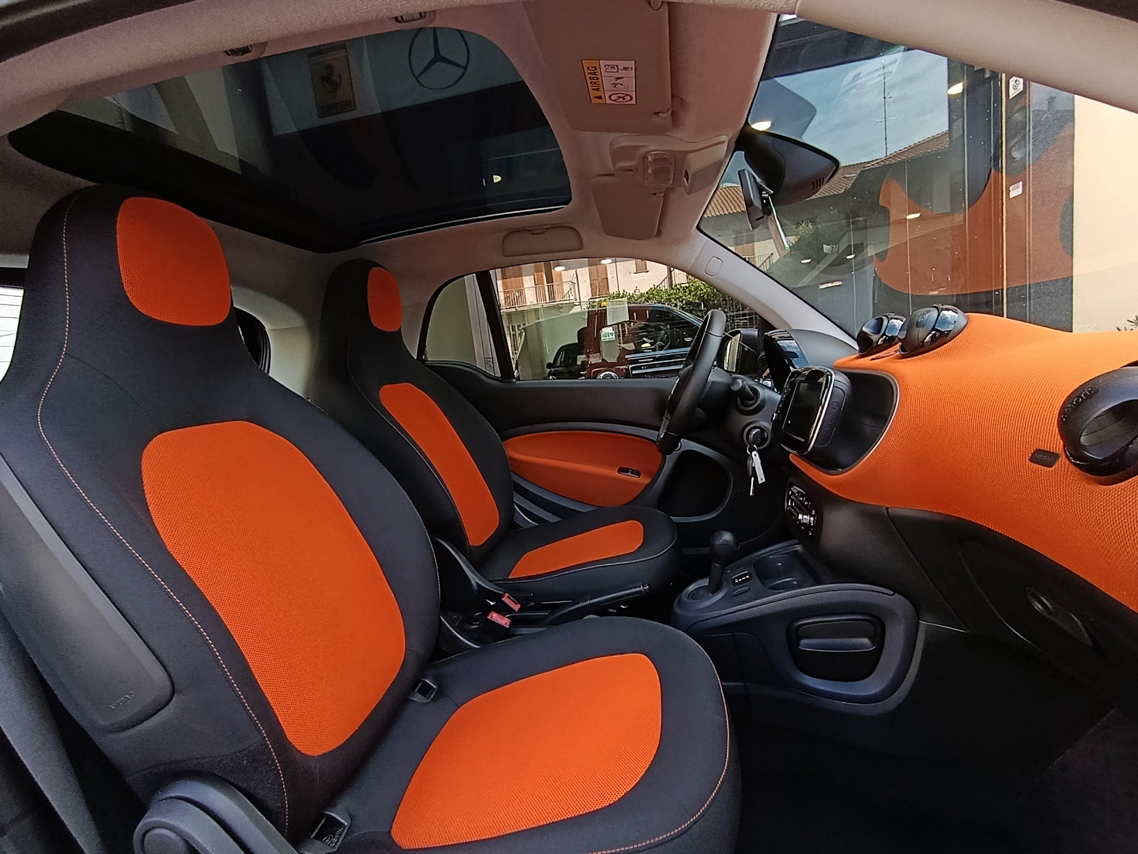 Smart Fortwo 1.0 Passion 71cv Orange automatica - immagine 24
