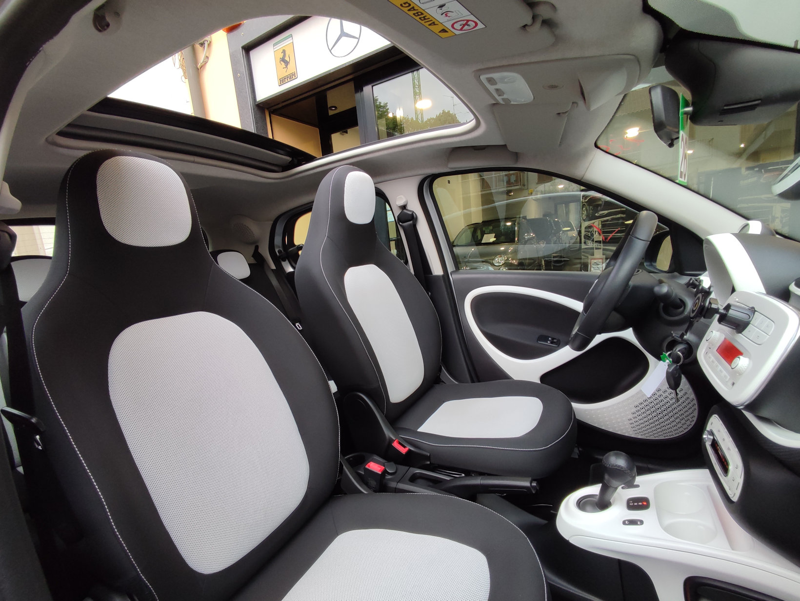 Smart Forfour 1.0 71cv Passion Cabriolet - immagine 32