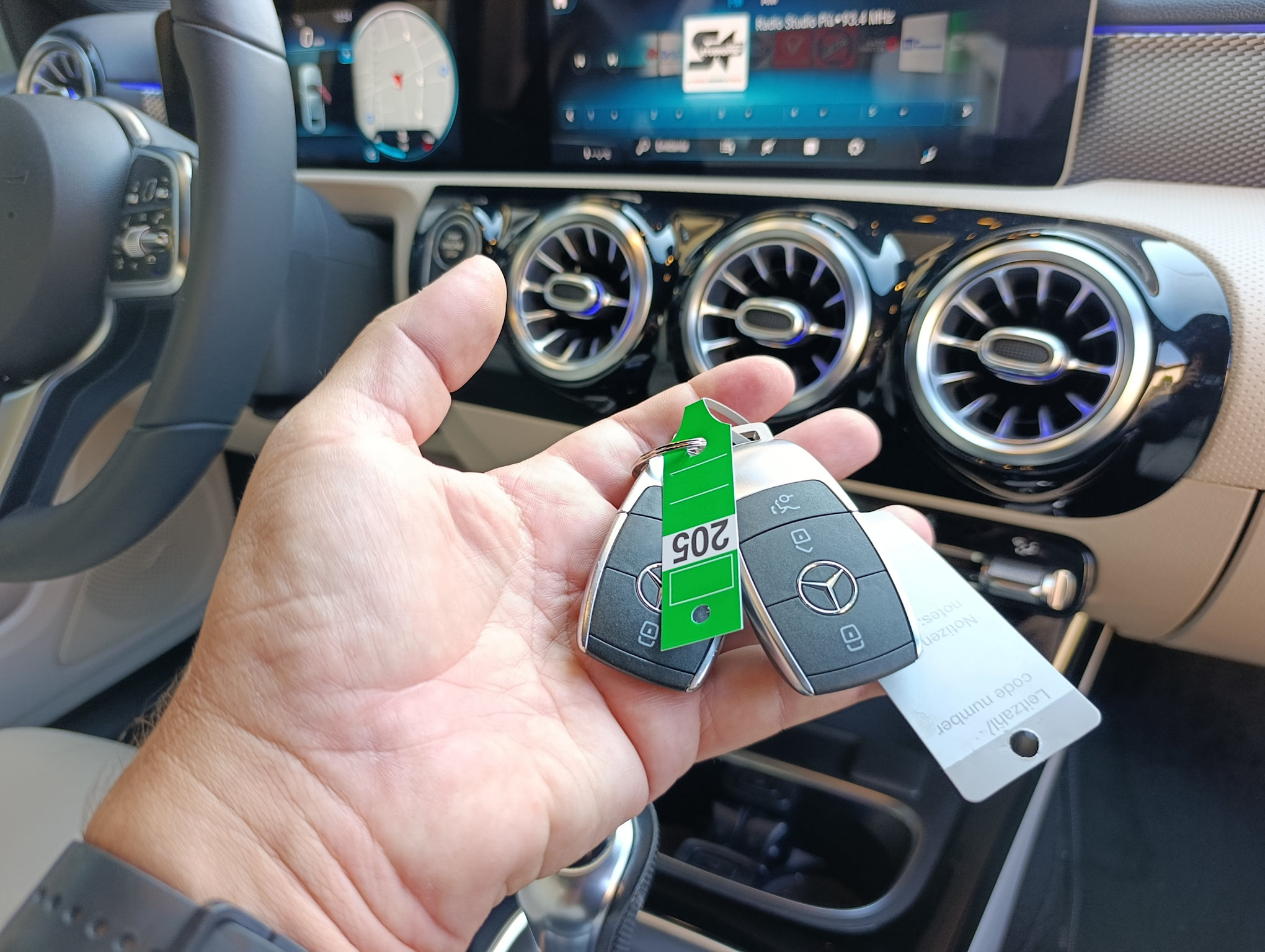 Mercedes-Benz Classe A 180 Sport Sedan 136cv Full - immagine 22