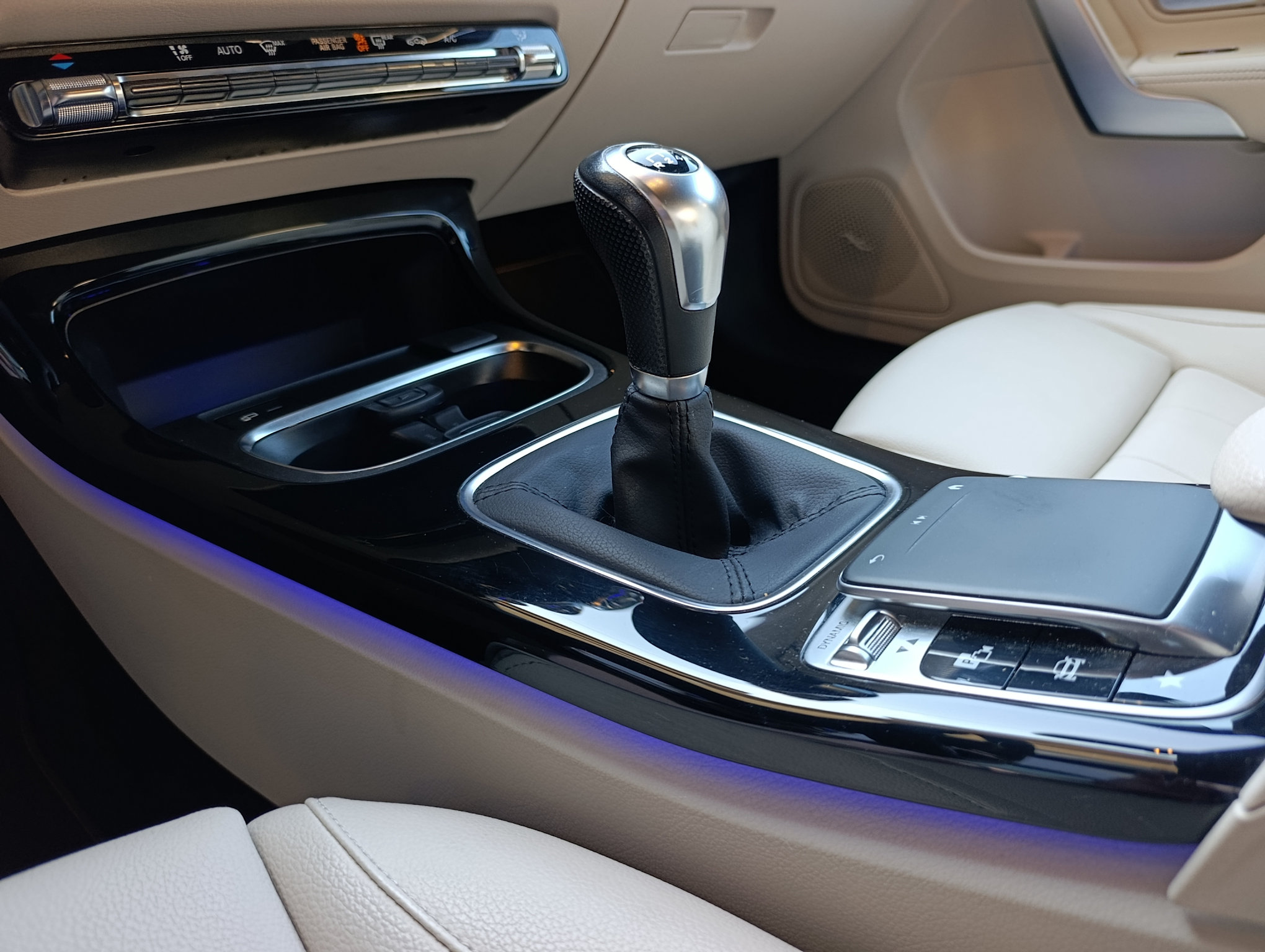 Mercedes-Benz Classe A 180 Sport Sedan 136cv Full - immagine 26