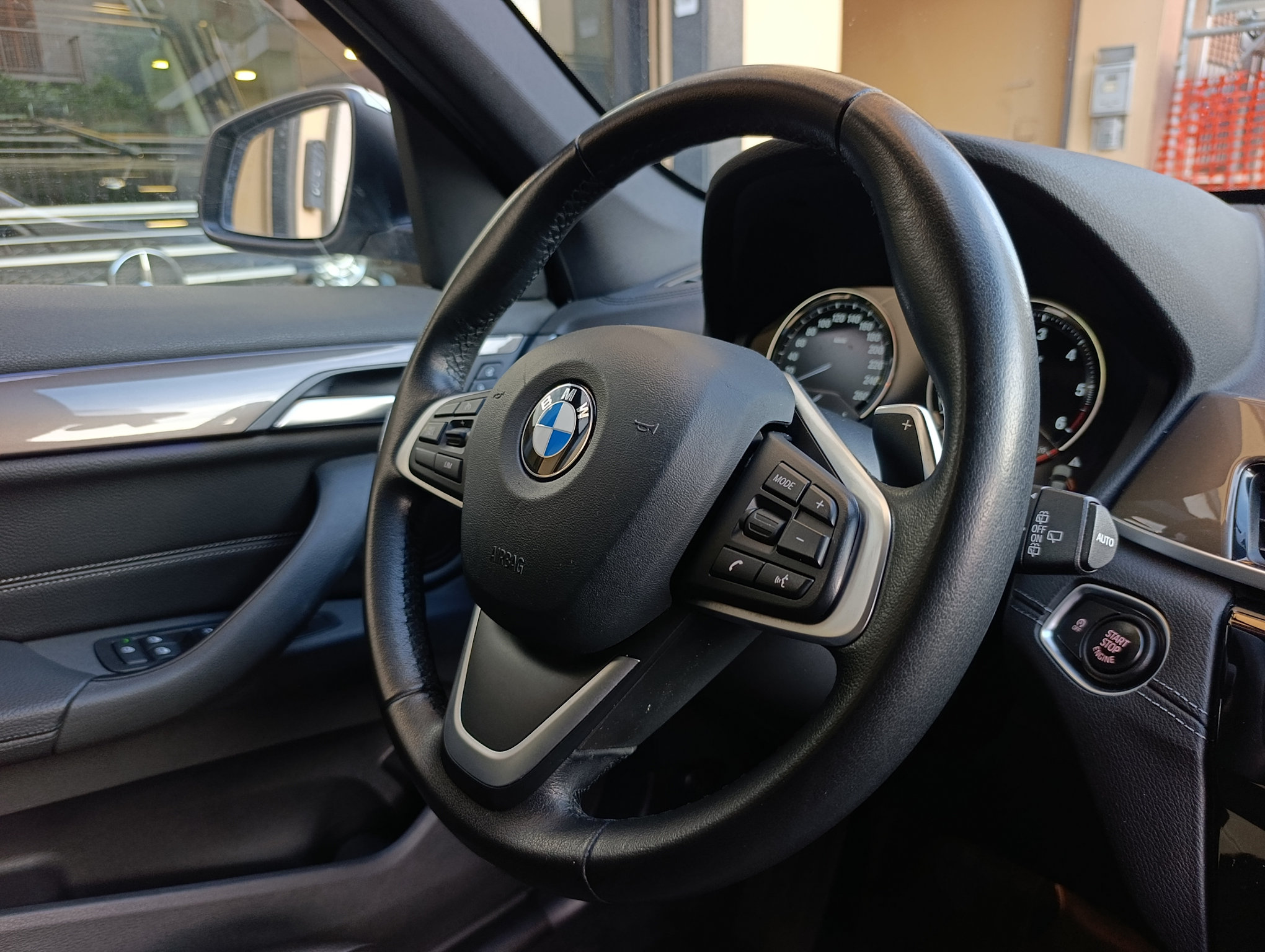Bmw X1 Sdrive18d auto Xline - immagine 24