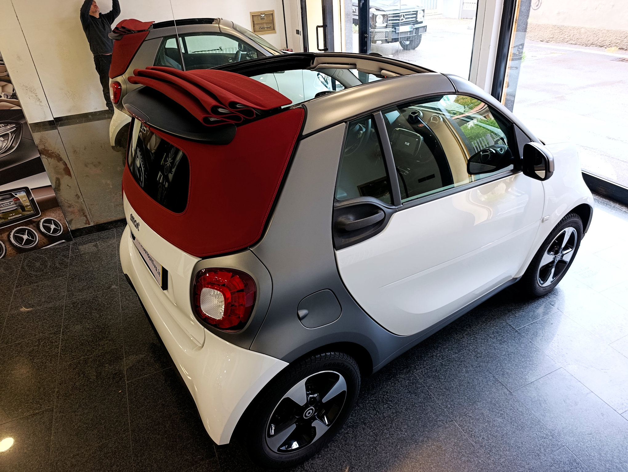 Smart Fortwo 1.0 71cv Perfect Cabrio Capote Rossa - immagine 3