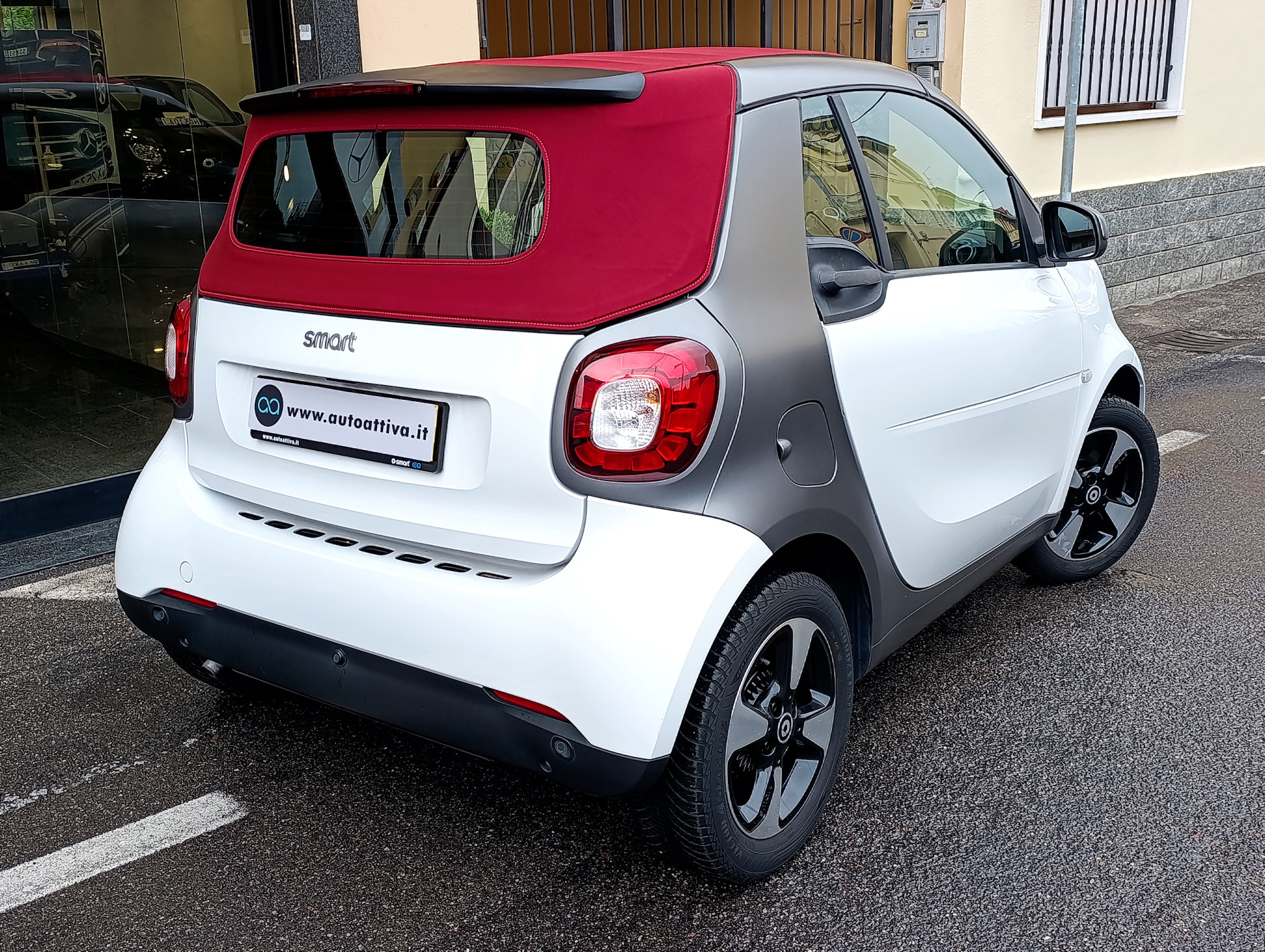 Smart Fortwo 1.0 71cv Perfect Cabrio Capote Rossa - immagine 2